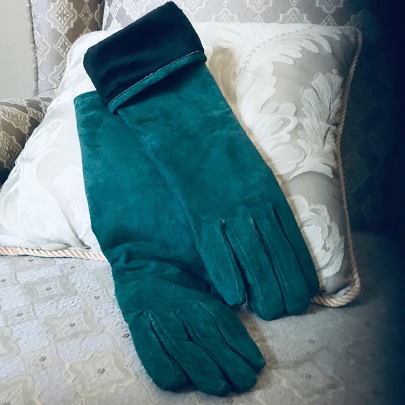 Adrienne Landau Genuine Suede Long Gloves - Picture 2 of 5